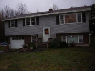 1 Bill St, Derry, NH 03038-5259