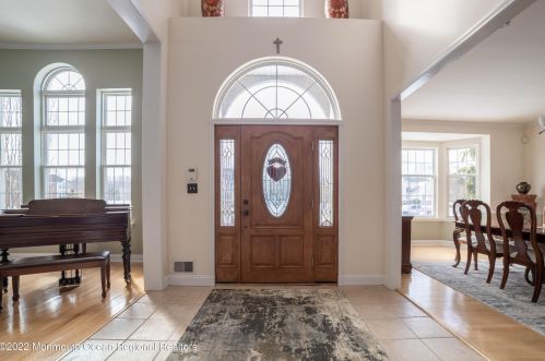 15 Rodeo Dr, Jackson Twp, NJ 08527-4436