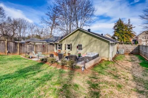 40 Hutchinson St, Atlanta GA  30307-2808 exterior
