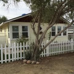 511 6th Ave, Taft, CA 93268-4417