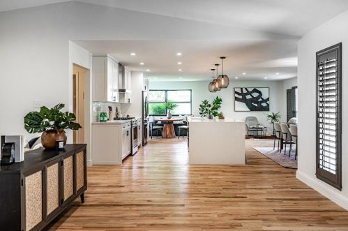 4045 Cedar Bayou Dr, Dallas TX  75244-7220 exterior