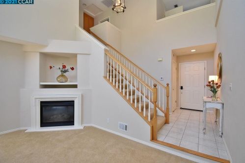 418 Regal Lily Ln, San Ramon, CA 94582-5526