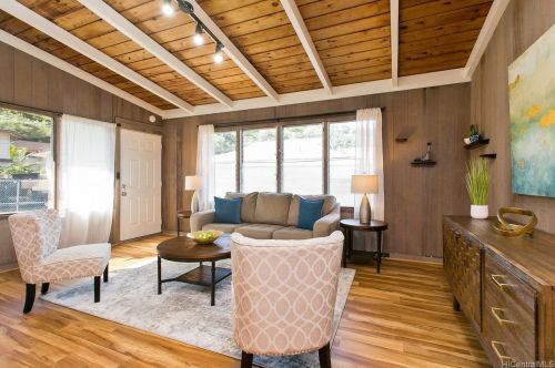 1562 Ala Aoloa Loop, Honolulu, HI 96819-1420