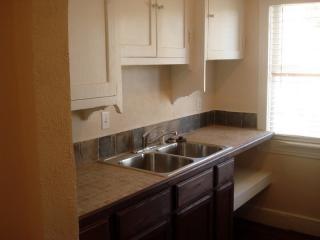 4927 Bryan St, Dallas TX  75206-8645 exterior