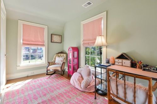 2482 Dellwood Dr, Atlanta GA  30305-4076 exterior