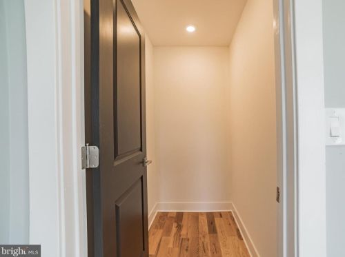 1165 12 St, Philadelphia PA 19148-1002 exterior