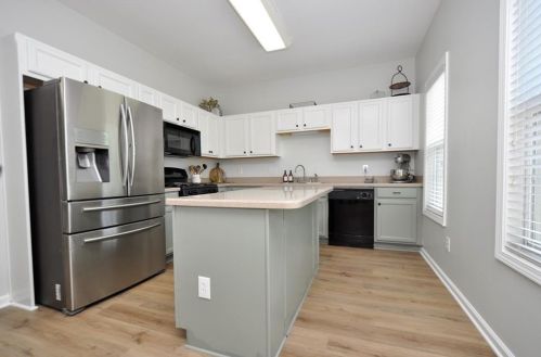202 Valley Xing, Holly Springs GA  30114-1231 exterior