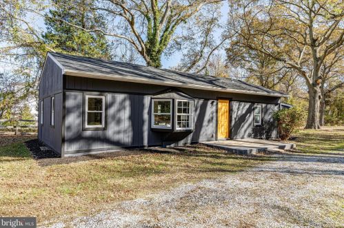 1005 Shore Acres Rd, Arnold MD  21012-1725 exterior