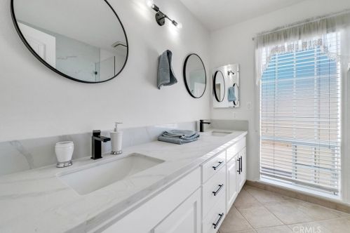 15242 Touraine Way, Irvine CA  92604-3150 exterior