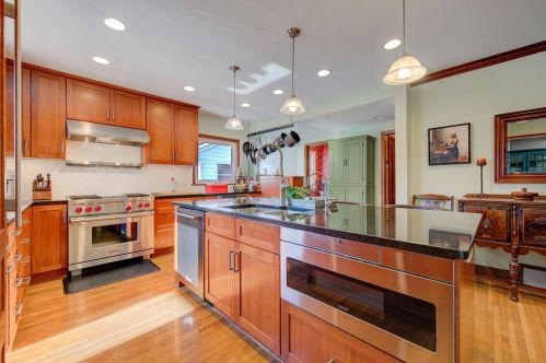 1206 Bayard Ave, Saint Paul MN  55116-1637 exterior
