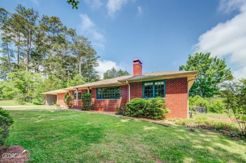 320 Conyers Rd, Mcdonough GA  30253-2304 exterior