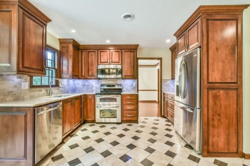3117 Dogwood Valley Ct, Marietta, GA 30068-2331