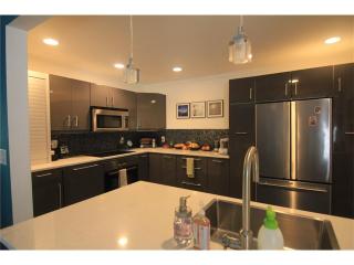 1864 Windemere Dr, Atlanta GA  30324-4918 exterior