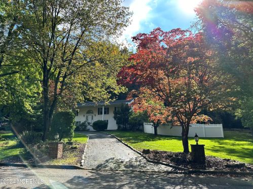 4 Hidden Hollow Ter, Holmdel Village, NJ 07733-1312