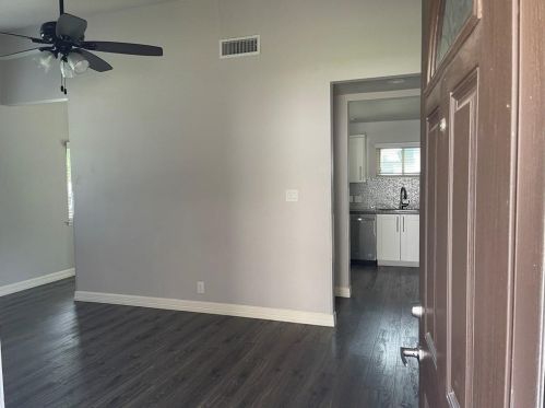 4711 Broadhill Dr, Austin TX  78723-6103 exterior