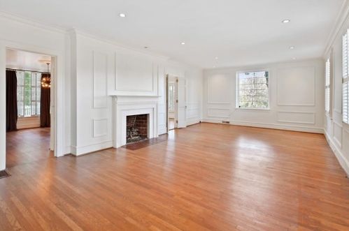 100 Brookhaven Dr, Atlanta GA  30319-3003 exterior