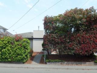 1017 Buhne St, Eureka, CA 95501-4201