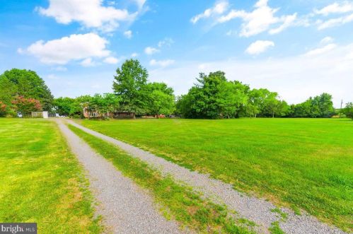 11982 Bluegrass Ct, Nokesville, VA 20181-2305