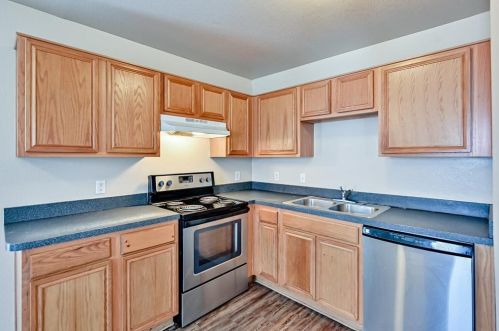 500 Kings Way Dr, Midlothian TX  76063-8347 exterior