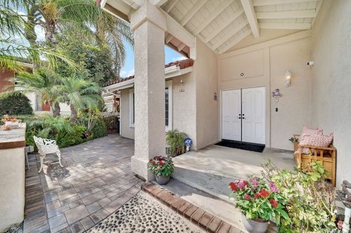 9857 Red River Cir, Santa Ana, CA 92708-7326