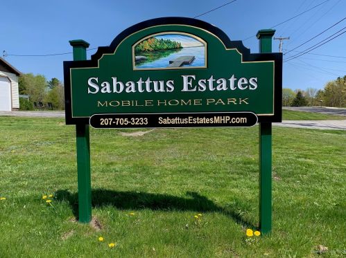 18 Rachel St, Wales, ME 04280-4003