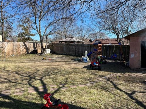 6909 Colony Park Dr, Austin, TX 78724-3636