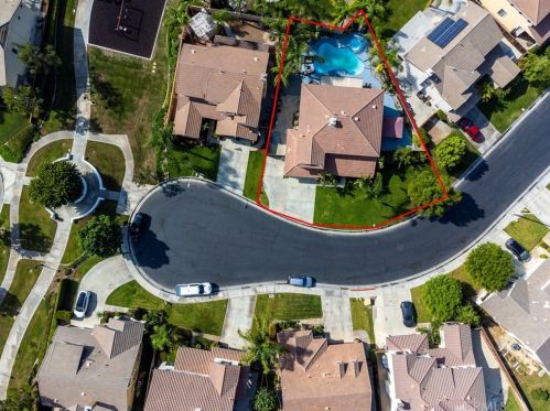 4222 Pondhill Ct, Riverside CA  92505-3464 exterior