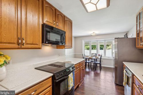 2012 Kings House Rd, Silver Spring MD 20905-4224 exterior