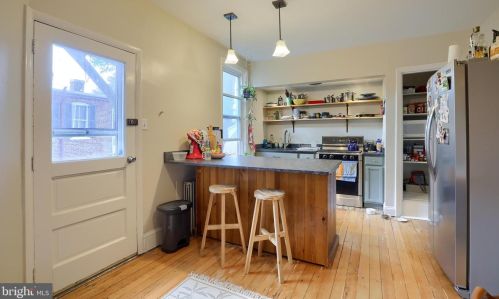 433 Walnut St, Lancaster PA  17603-3362 exterior