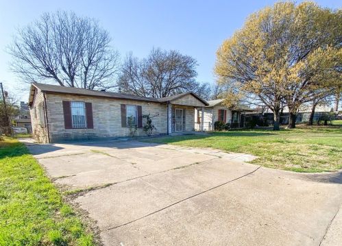 3728 South Fwy, Fort Worth, TX 76110-5536
