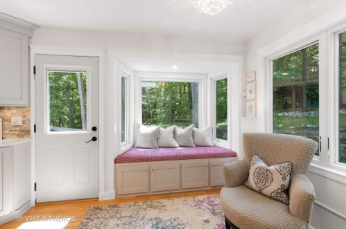 40 Peiffer Ave, Lemont IL  60439-3845 exterior