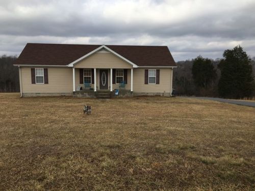 252 Leigh Anna Cir, Lafayette, TN 37083-3377