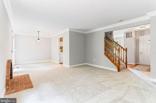 10014 Downeys Wood Ct, Springfield VA  22015-2730 exterior