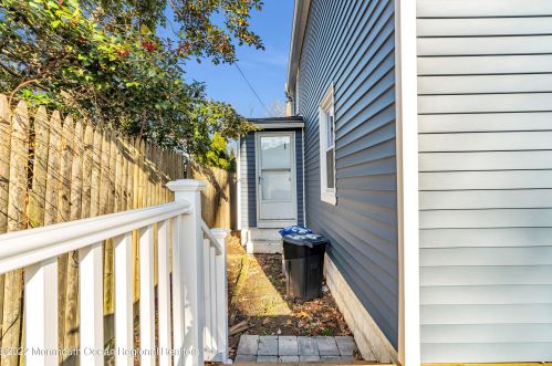 826 Prospect Ave, Tinton Falls NJ  07712-5709 exterior