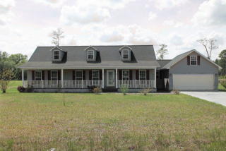 5067 Pine View Rd, Waycross, GA 31503-6940