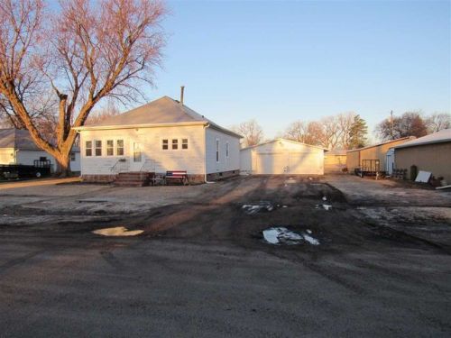 409 Denison Ave, Wanda, NE 68956