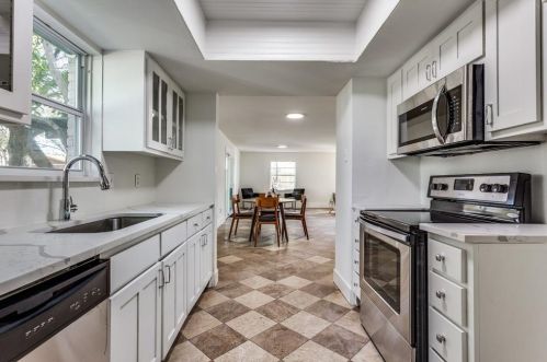 4205 Bucknell Dr, Garland TX  75042-5222 exterior