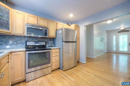 31 Choctaw Pl, Bybee VA  22963-3100 exterior