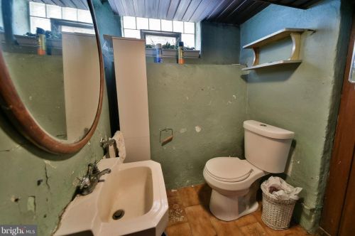 923 Fillmore St, Philadelphia PA  19124-2926 exterior