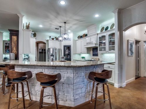 9301 Dosier Cv, Fort Worth TX  76179-3284 exterior