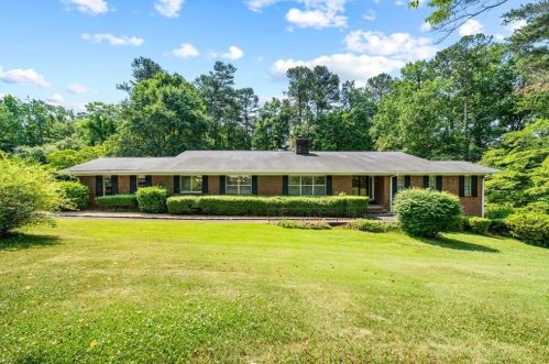 5190 Rebel Rd, Marietta, GA 30068-4718