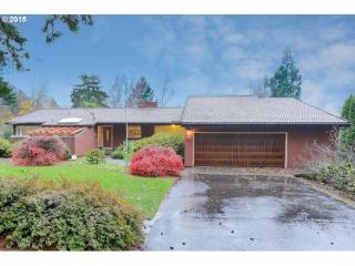5818 Haines St, Portland, OR 97219-7128