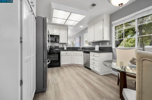 1002 Pinehurst Ct, Concord CA  94521-4532 exterior