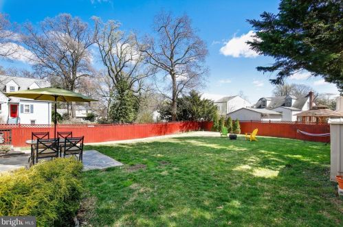 10159 Sutherland Rd, Silver Spring MD 20901-2236 exterior