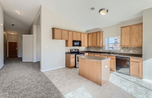 1701 Park Trl Blvd, Princeton TX 75407-2698 exterior