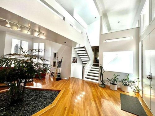 13 Heards Overlook Ct, Atlanta GA  30328-4757 exterior