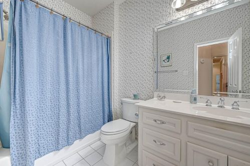 6009 Longmire Trl, Conroe TX  77304-4866 exterior