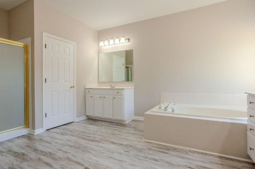1129 Fountain Crst Dr, Conyers GA  30013-7404 exterior