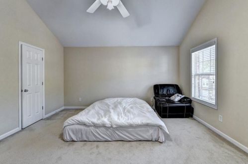 357 Creek Manor Way, Suwanee GA  30024-6565 exterior