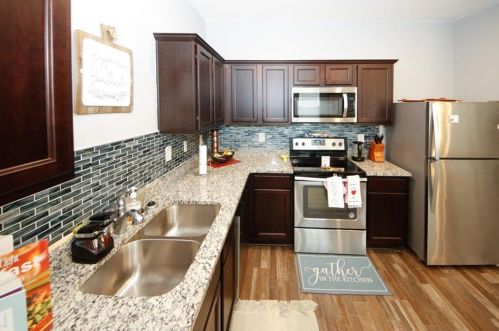 1817 Millstream Holw, Conyers GA  30012-3597 exterior